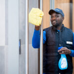 nettoyage des points contact dans les halls d'immeuble en copropriété