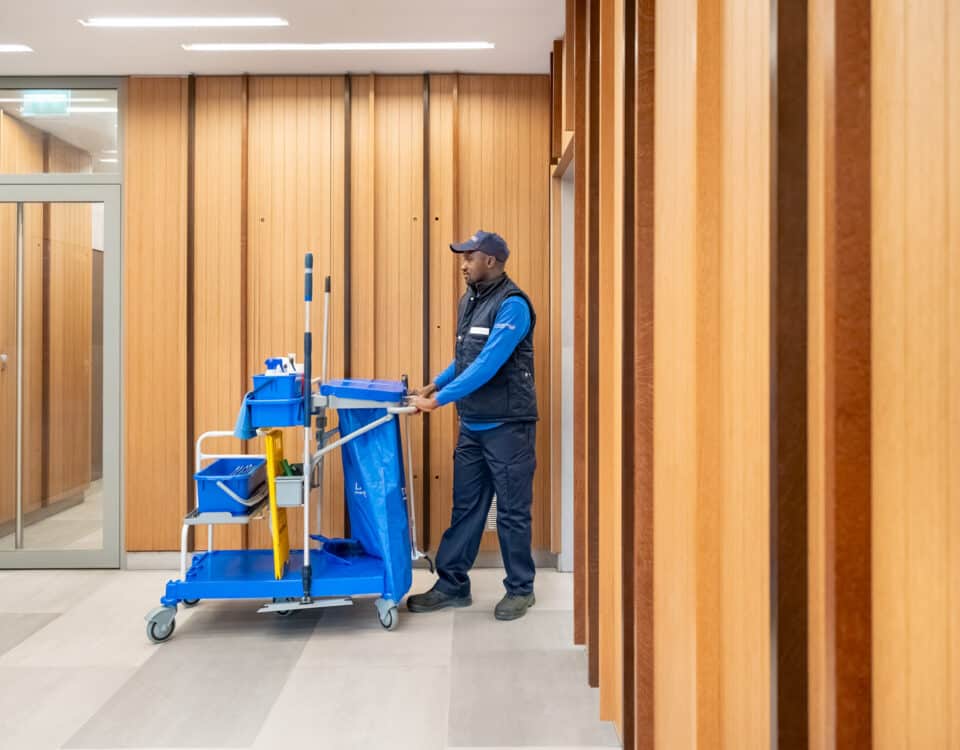 un hall d'immeuble impeccable : c'est la clé pour donner une bonne impression !